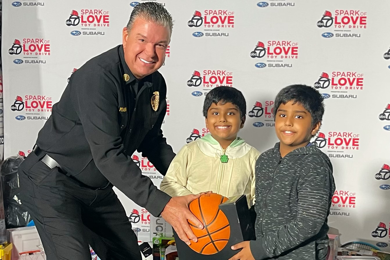 Beginning on November 14, 2022, the Los Angeles County Fire Department (LACoFD) partnered with ABC7’s Spark of Love toy drive to collect and distribute new, unwrapped toys and sports equipment to children of all ages.