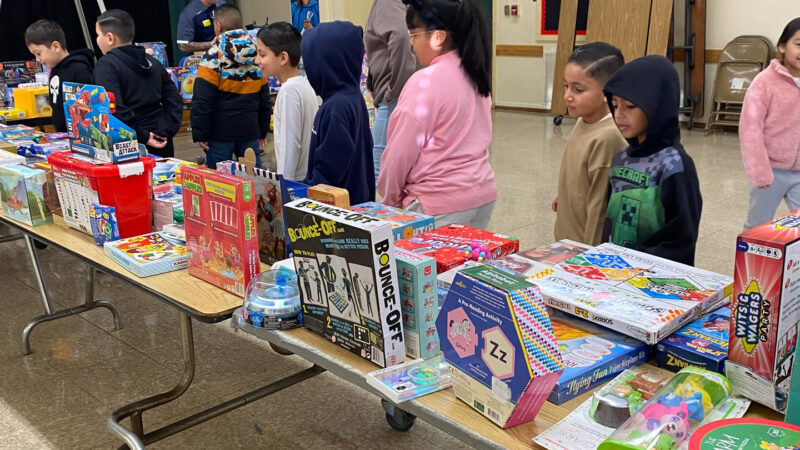 On Monday, January 6, 2025, the Los Bomberos de L.A. County collaborated with the Spark of Love campaign for the 2nd annual toy giveaway hosted by the Monte Vista Elementary School in the City of Los Angeles.