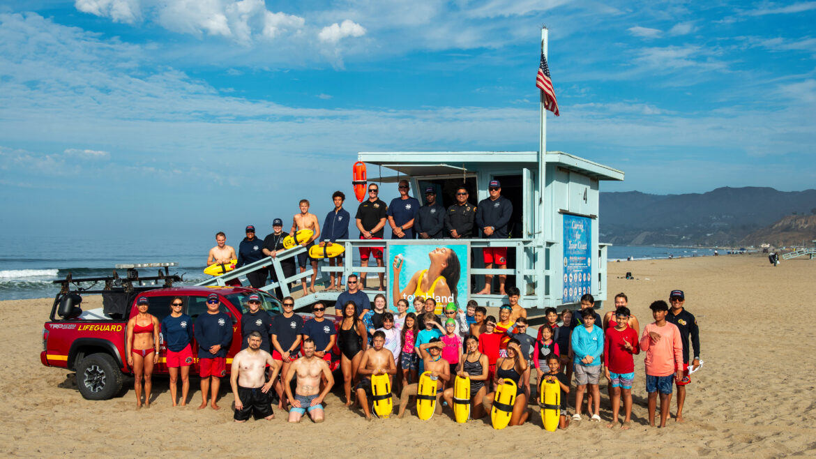 On Saturday, August 16, and 23, 2025, the County of Los Angeles Fire Department’s Lifeguard Division and Office of Diversity, Equity, and Inclusion kicked off their annual multi-day community program, Beach Safety Days, at the Annenberg Community Beach House in Santa Monica.